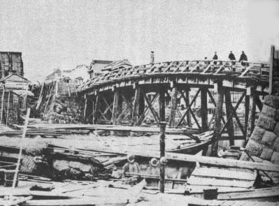明治5年頃の日本橋 明治5年頃の日本橋